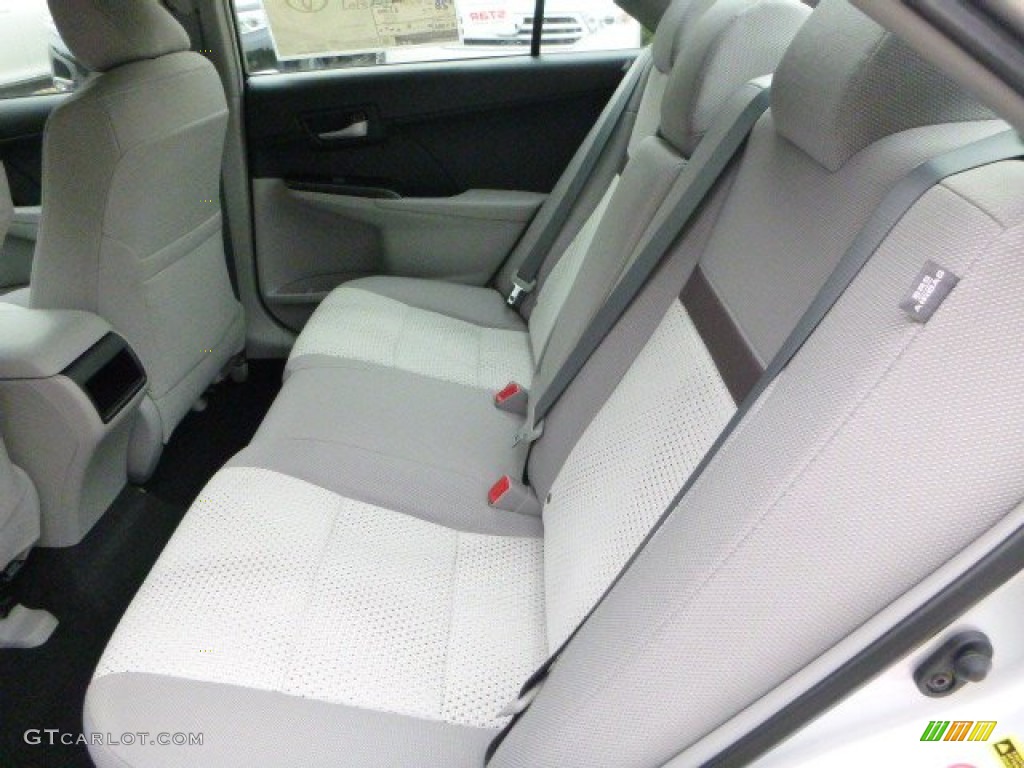 Ash Interior 2014 Toyota Camry LE Photo #85984680