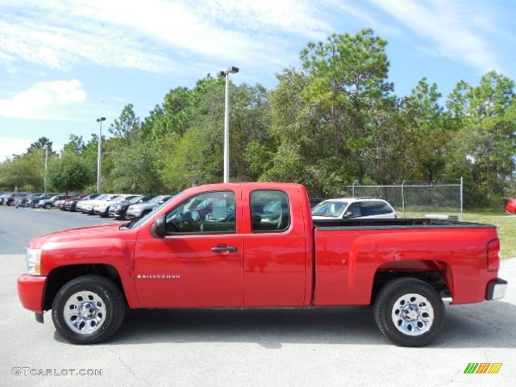 2007 Silverado 1500 Classic Work Truck Extended Cab - Victory Red / Dark Charcoal photo #2