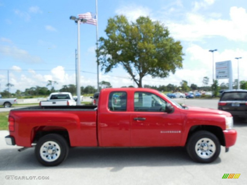 2007 Silverado 1500 Classic Work Truck Extended Cab - Victory Red / Dark Charcoal photo #9