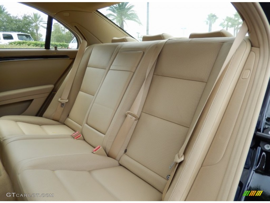 2011 Mercedes-Benz S 550 Sedan Rear Seat Photo #85990740
