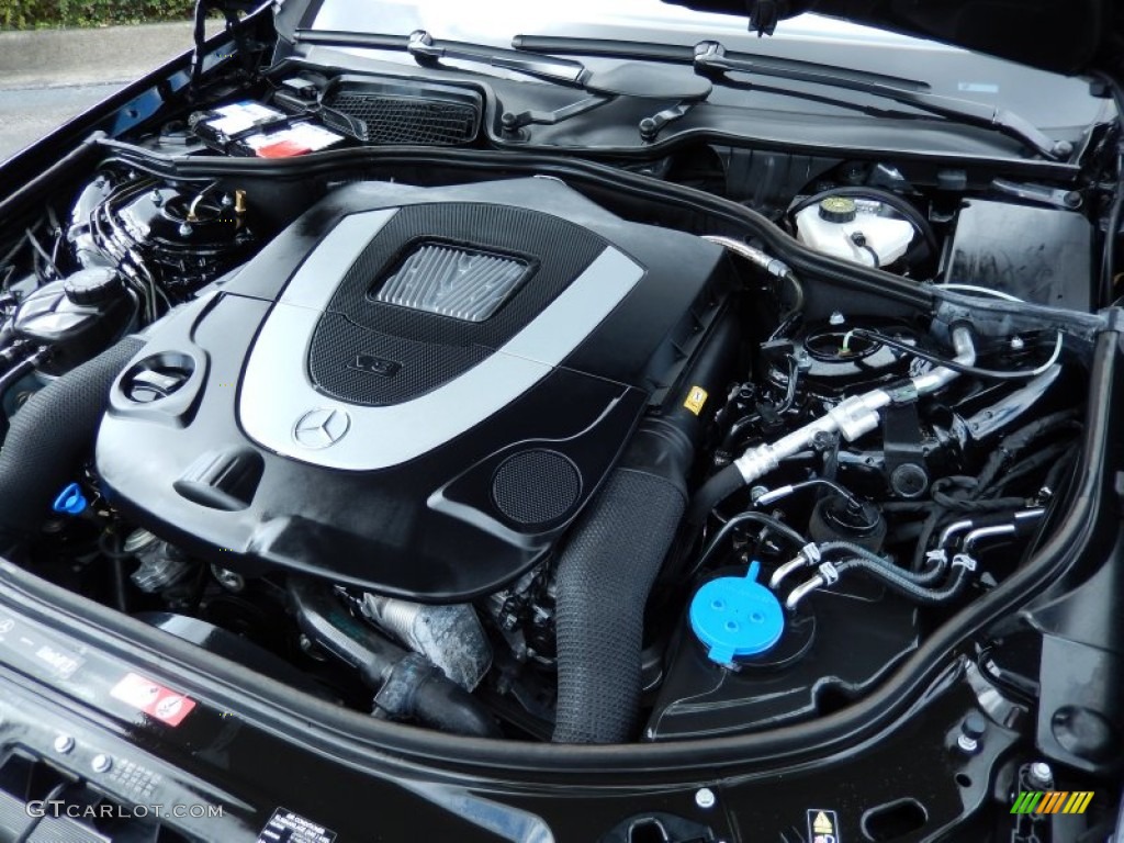 2011 Mercedes-Benz S 550 Sedan Engine Photos