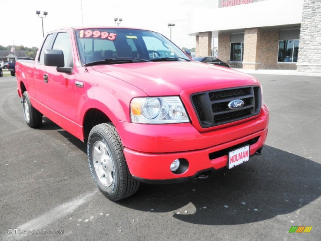 2007 F150 STX SuperCab 4x4 - Bright Red / Medium Flint photo #2
