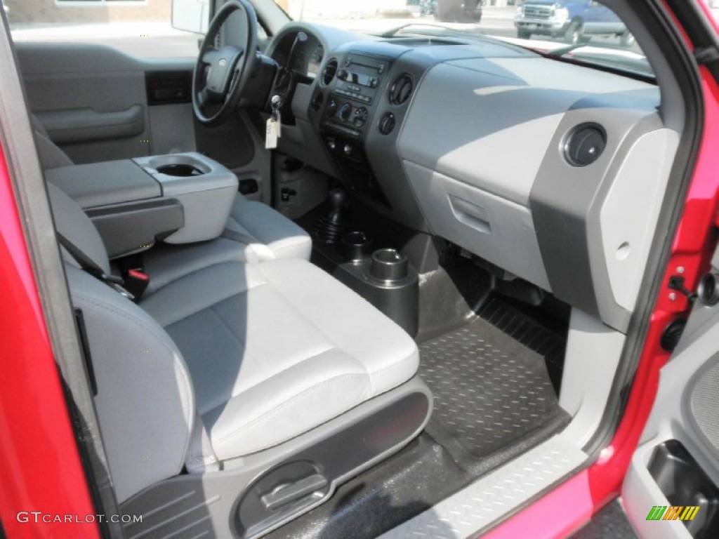 2007 F150 STX SuperCab 4x4 - Bright Red / Medium Flint photo #22