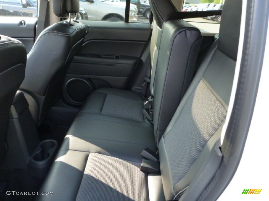 2014 Jeep Patriot Freedom Edition 4x4 Rear Seat Photo #85992344