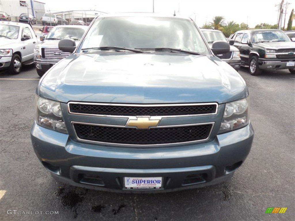 2008 Suburban 1500 LS - Blue Granite Metallic / Ebony photo #2