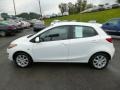 Crystal White Pearl Mica - MAZDA2 Touring Photo No. 4