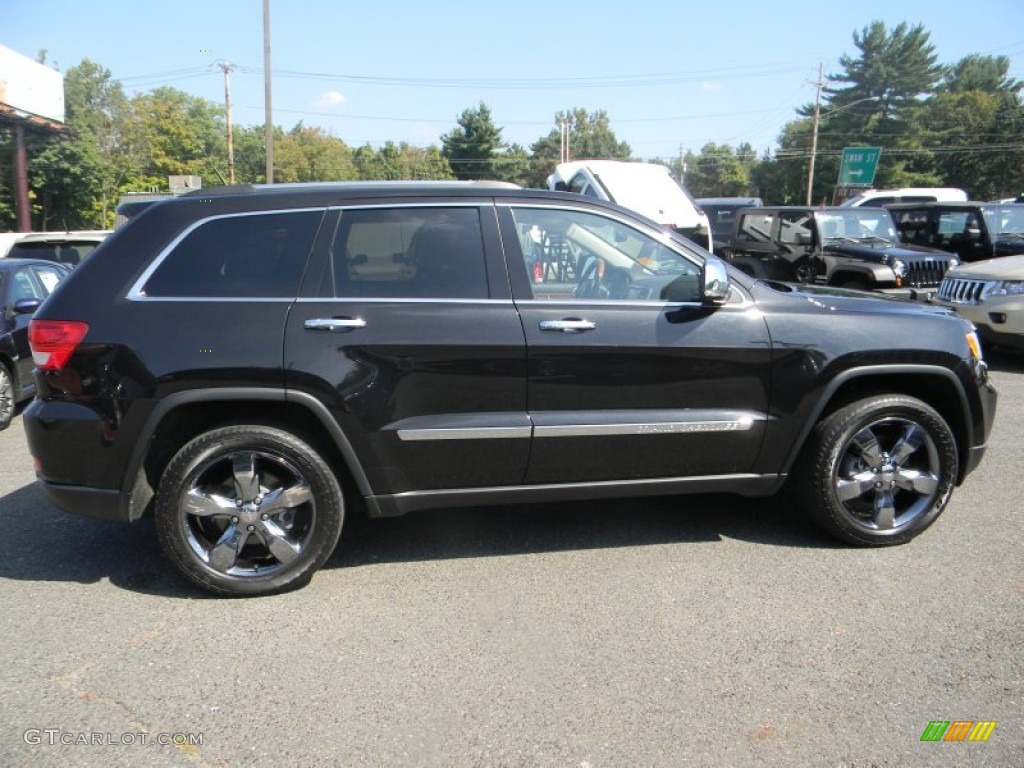 Brilliant Black Crystal Pearl 2011 Jeep Grand Cherokee Overland 4x4 Exterior Photo #85996836