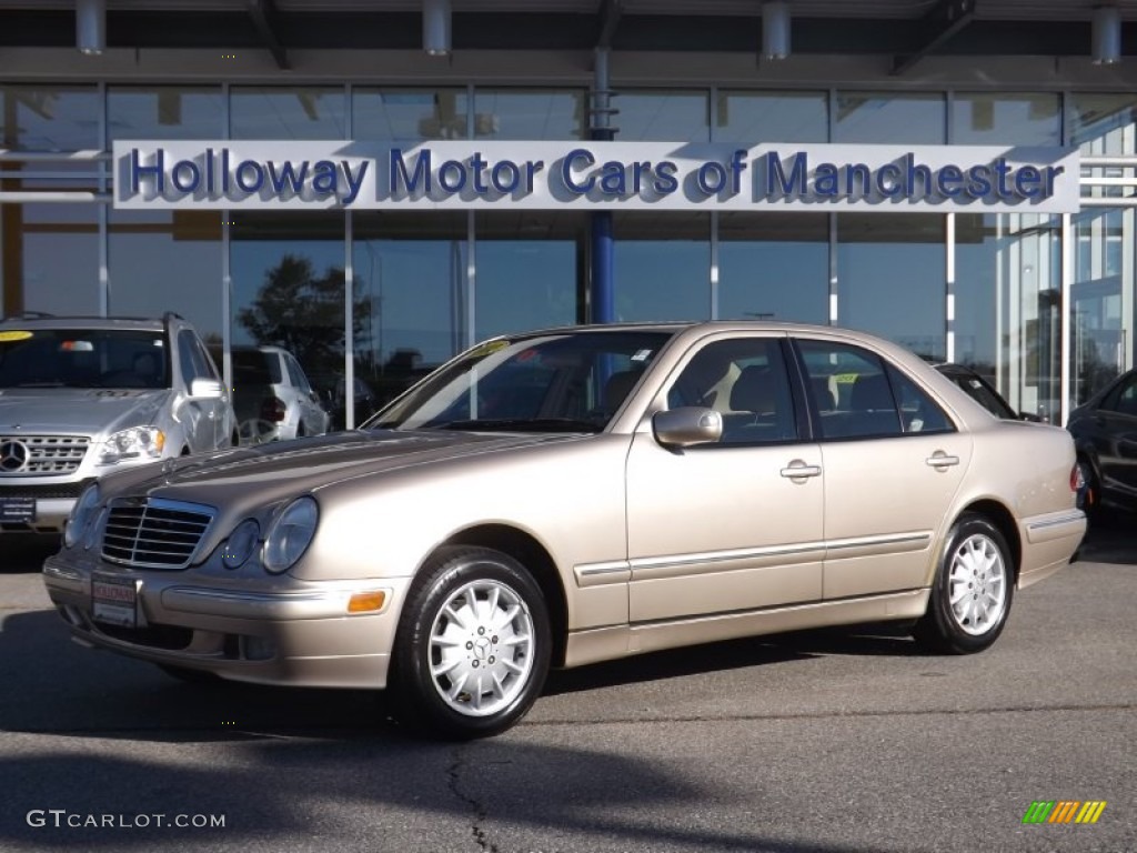 Desert Silver Metallic Mercedes-Benz E