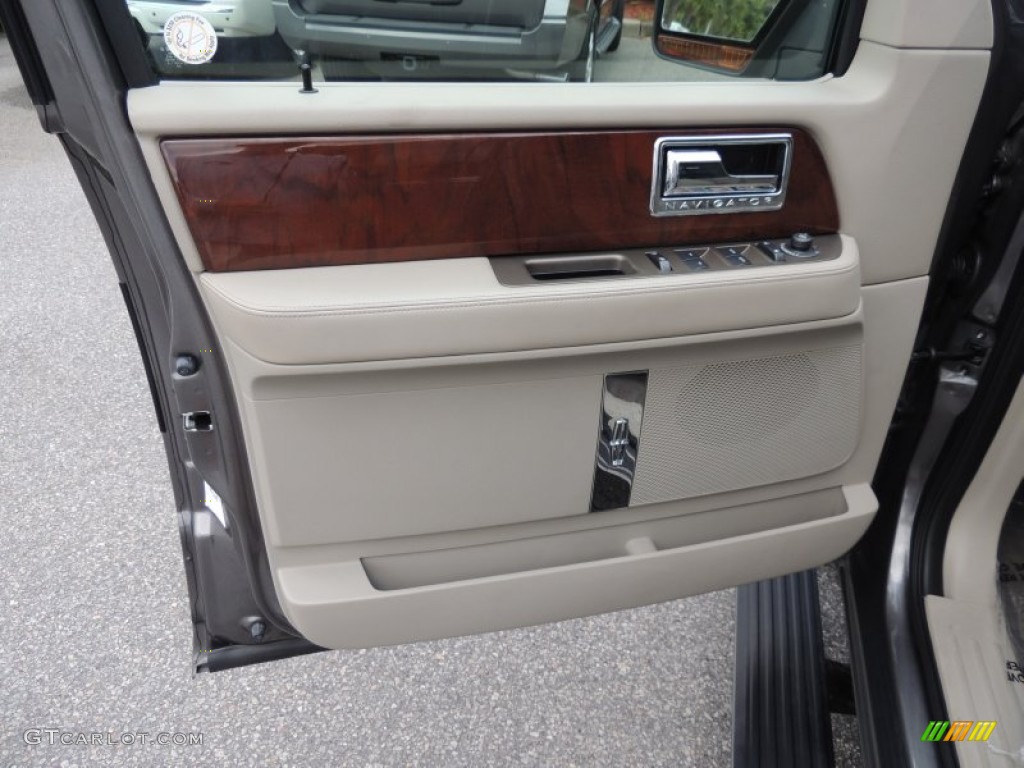 2012 Lincoln Navigator 4x2 Stone Door Panel Photo #86000880