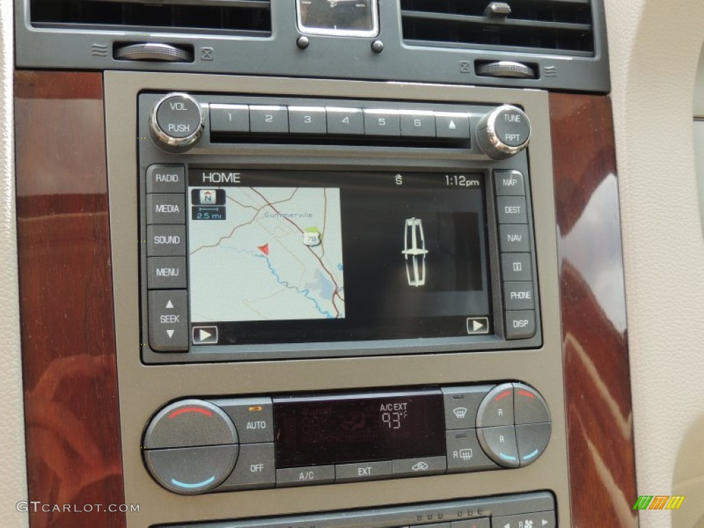 2012 Lincoln Navigator 4x2 Controls Photo #86001117