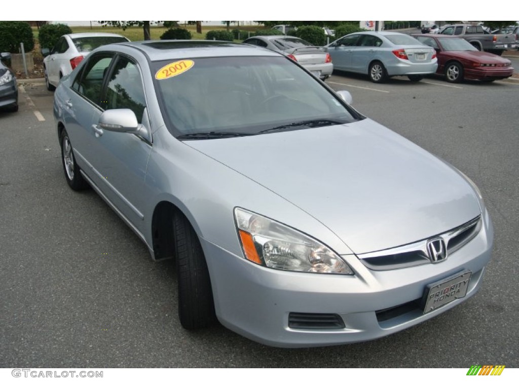 2007 Accord Hybrid Sedan - Silver Frost Metallic / Gray photo #2