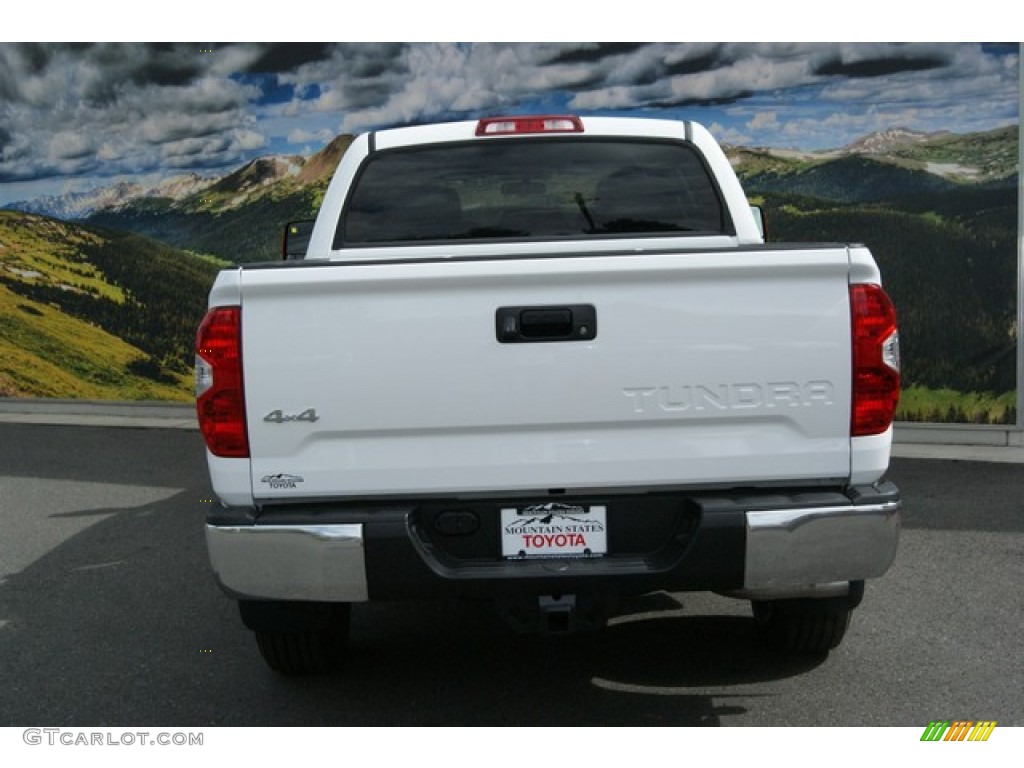 2014 Tundra SR5 Crewmax 4x4 - Super White / Graphite photo #4