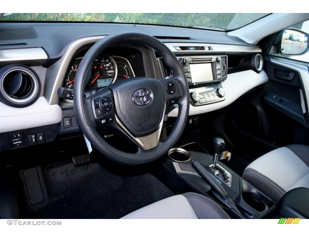 2013 RAV4 XLE AWD - Black / Ash photo #5
