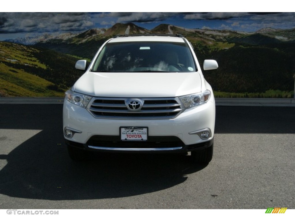 2013 Highlander V6 4WD - Blizzard White Pearl / Sand Beige photo #2
