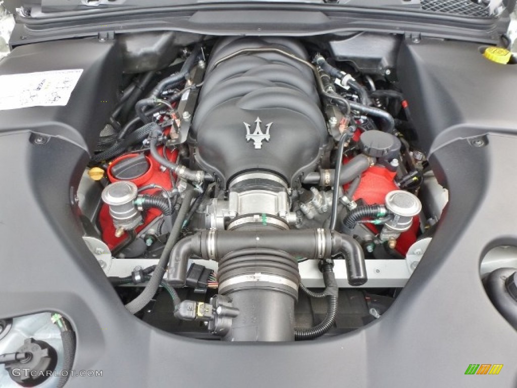 2011 Maserati GranTurismo S Automatic Engine Photos