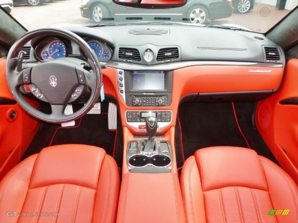 2011 Maserati GranTurismo S Automatic Rosso Corallo Dashboard Photo #86006295