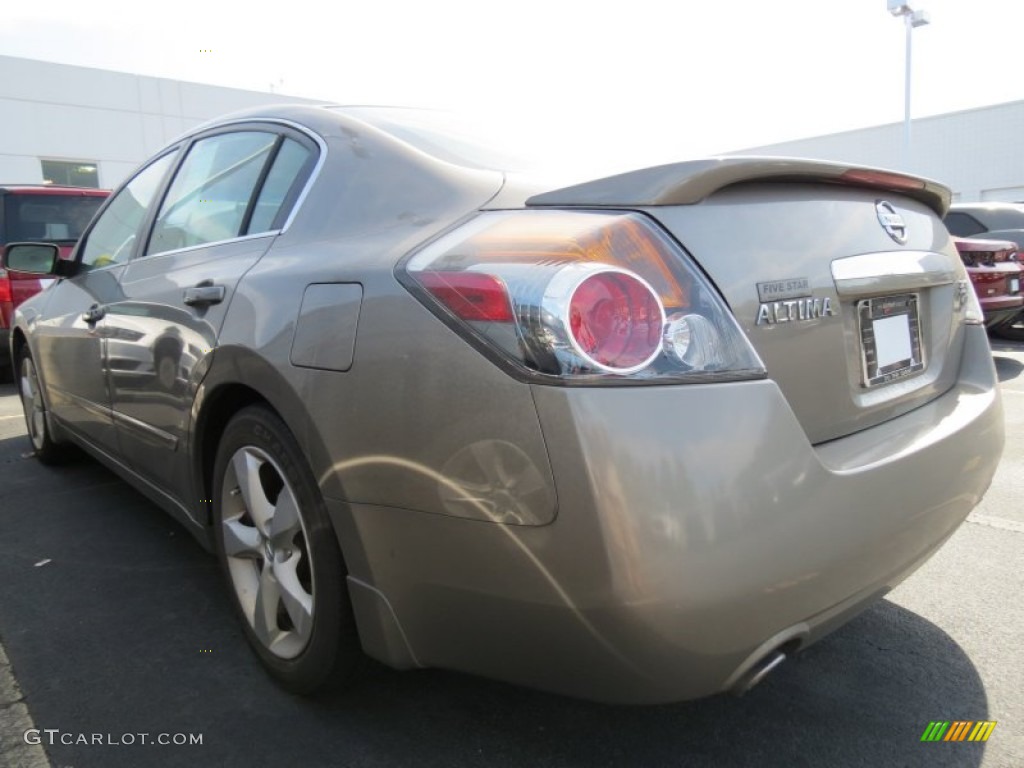 2007 Altima 3.5 SE - Pebble Beach Metallic / Blond photo #2