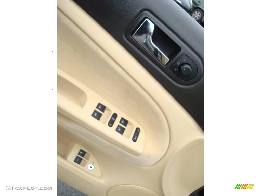 2003 Volkswagen Passat GLS Sedan Controls Photo #8600994
