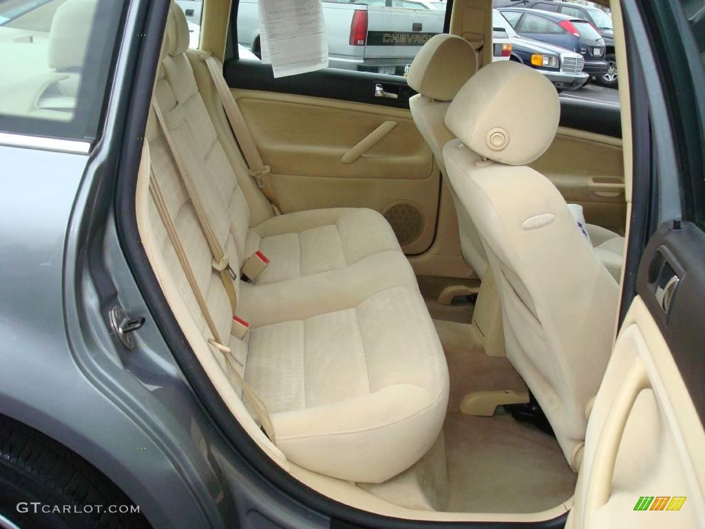 2003 Volkswagen Passat GLS Sedan Rear Seat Photo #8601009