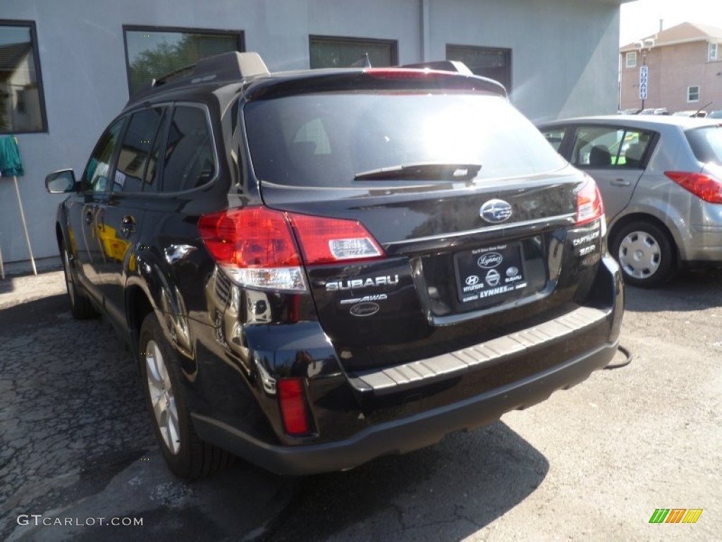 2011 Outback 3.6R Limited Wagon - Crystal Black Silica / Warm Ivory photo #3