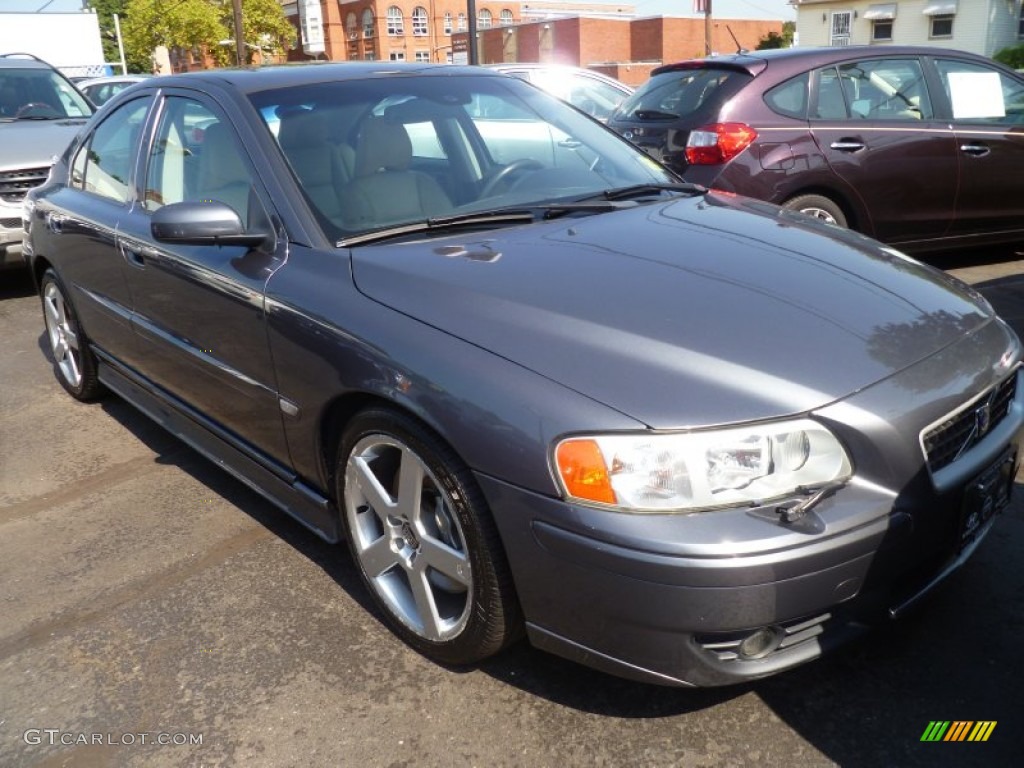 2006 S60 R AWD - Titanium Gray Metallic / Gobi Sand R Metallic photo #1