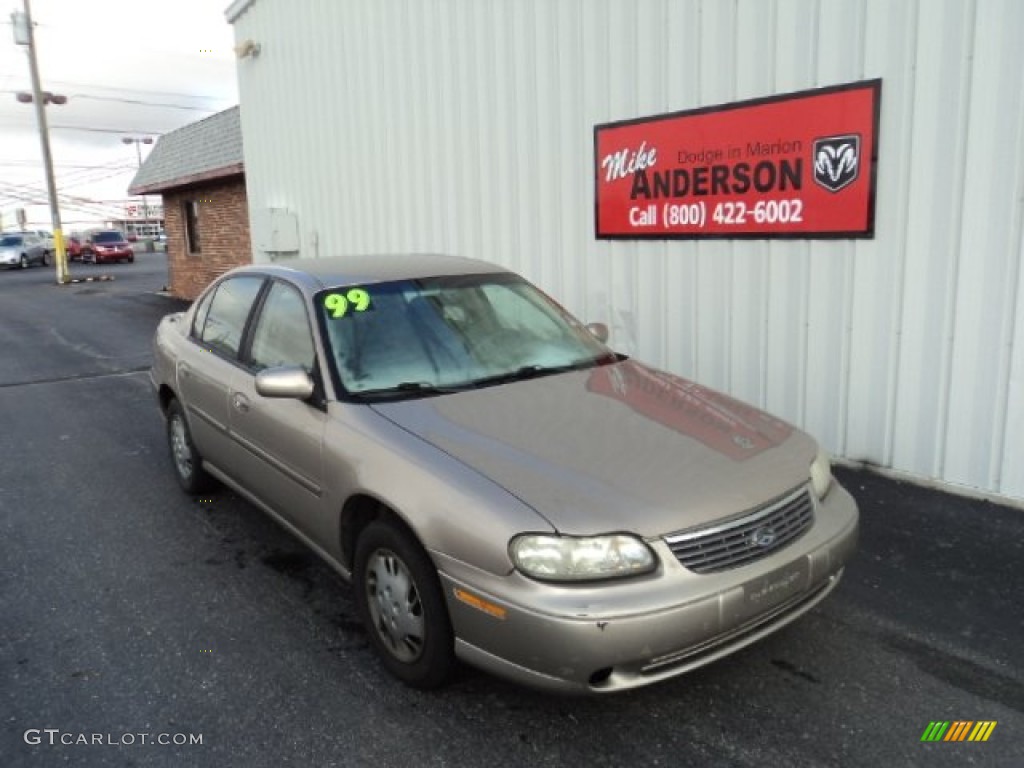 1999 Malibu Sedan - Sandrift Metallic / Medium Neutral photo #1