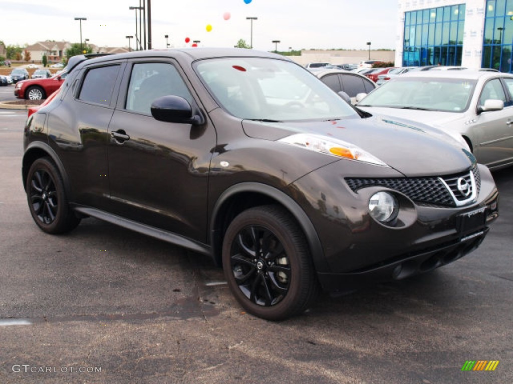 2013 Juke SL AWD - Metallic Bronze / Black/Red/Silver Trim photo #2
