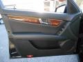 Black - C 300 Luxury 4Matic Photo No. 13
