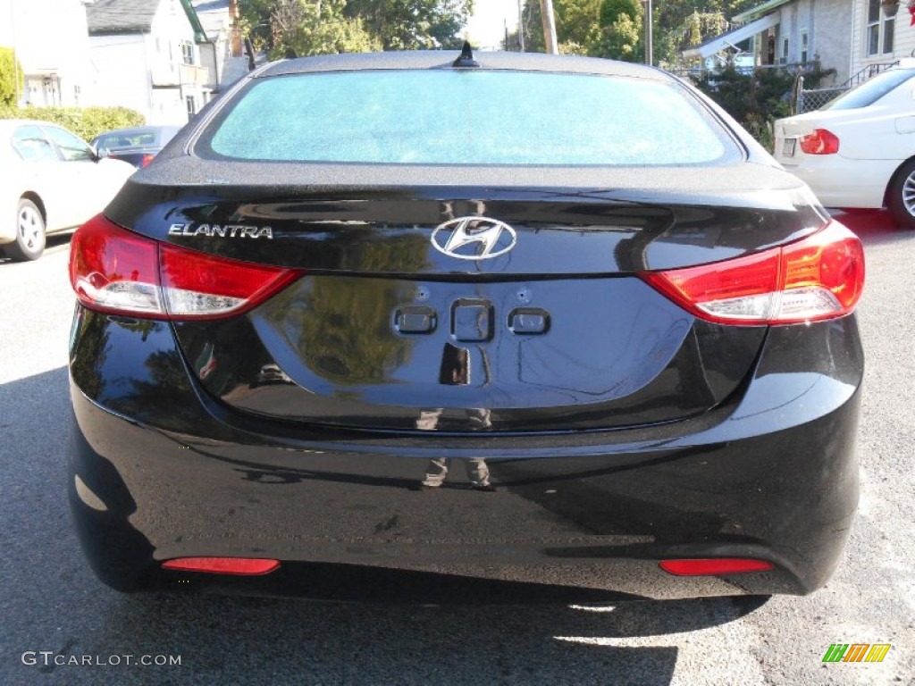 2013 Elantra GLS - Midnight Black / Gray photo #4