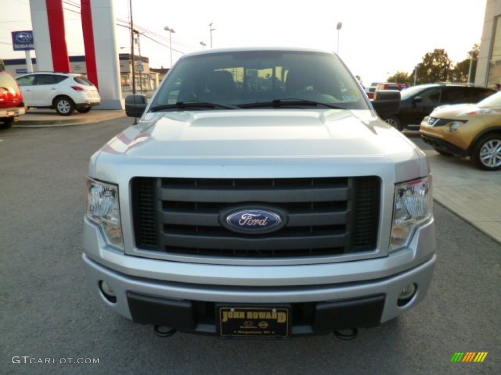 2010 F150 STX SuperCab 4x4 - Ingot Silver Metallic / Medium Stone photo #2