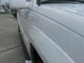 2000 Aspen White Cadillac Escalade 4WD  photo #33