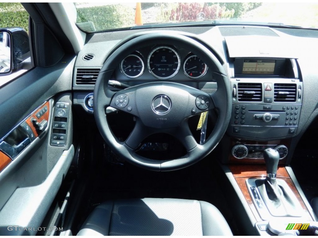 2010 Mercedes-Benz C 300 Luxury Black Dashboard Photo #86021327
