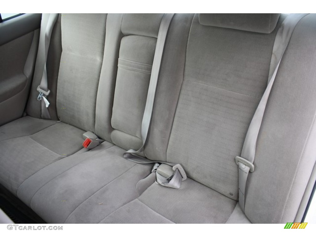 2006 Camry LE - Super White / Beige photo #6