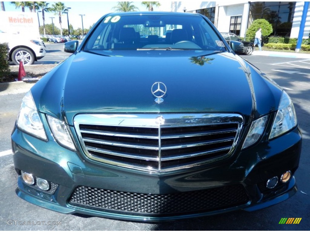 2010 E 350 Sedan - Jade Green Metallic / Black photo #2