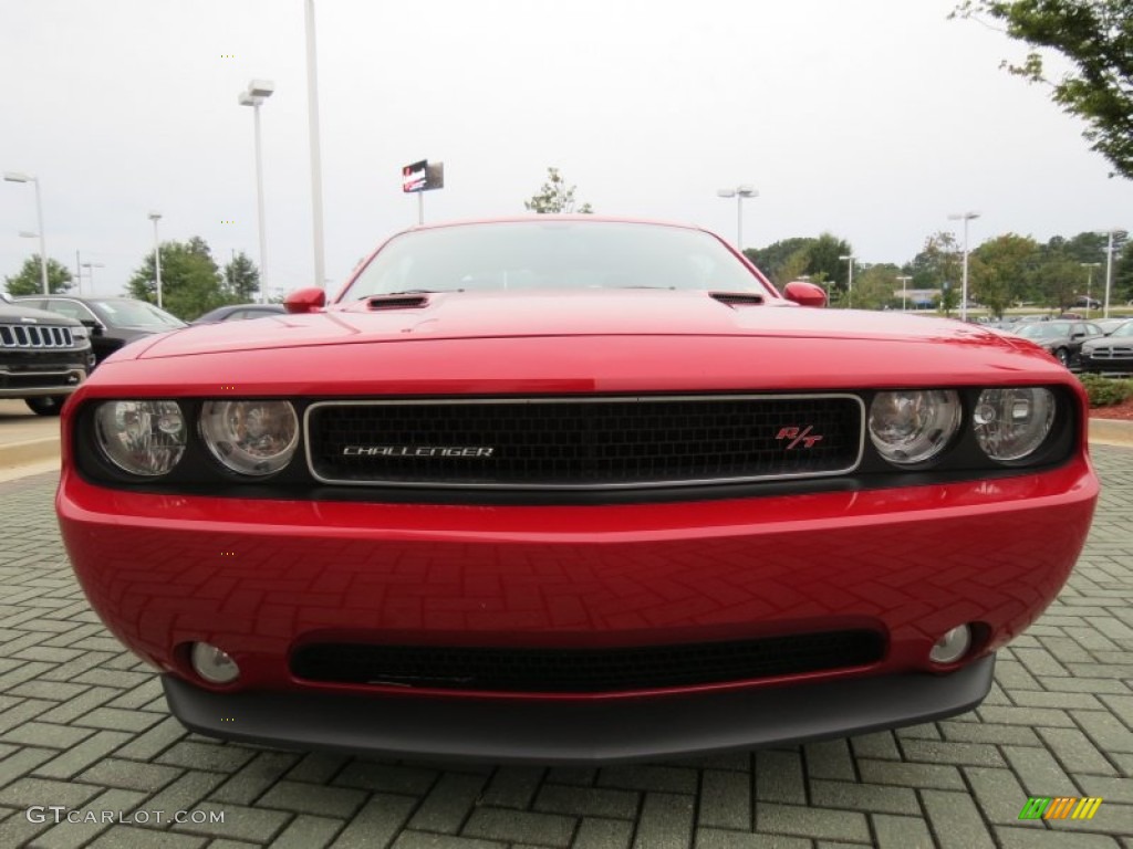 2012 Challenger R/T - Redline 3 Coat Pearl / Dark Slate Gray photo #8