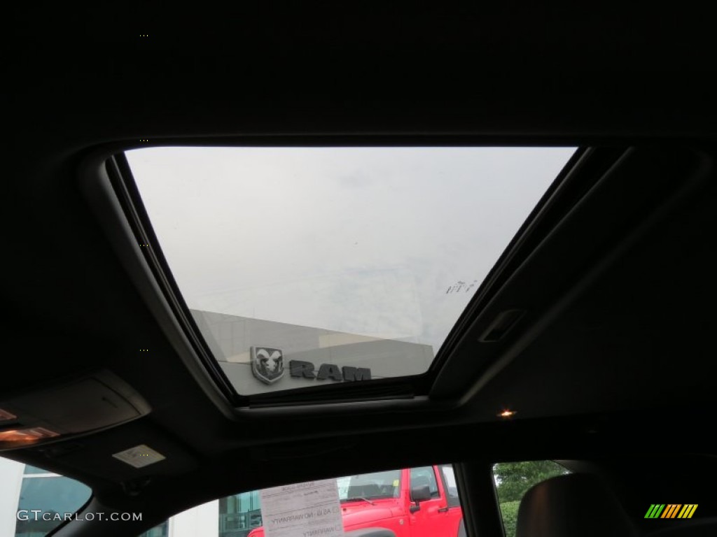 2012 Challenger R/T - Redline 3 Coat Pearl / Dark Slate Gray photo #12