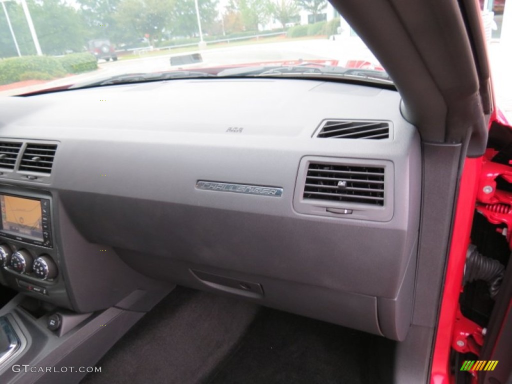 2012 Challenger R/T - Redline 3 Coat Pearl / Dark Slate Gray photo #24