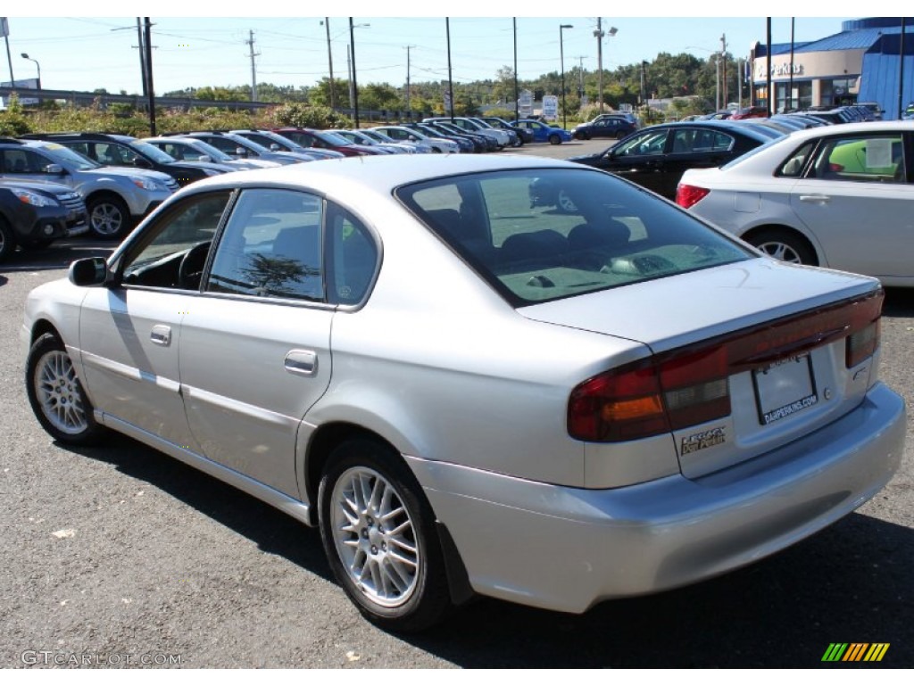 2004 Legacy L Sedan - Silver Stone Metallic / Gray Moquette photo #8