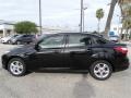Tuxedo Black - Focus SE Sedan Photo No. 2