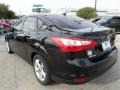 Tuxedo Black - Focus SE Sedan Photo No. 3