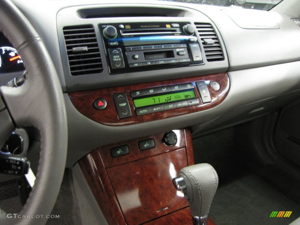 2006 Camry XLE V6 - Black / Stone Gray photo #24