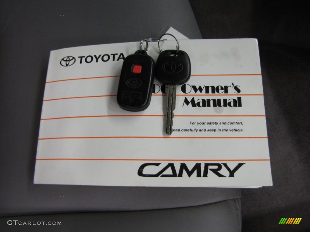 2006 Camry XLE V6 - Black / Stone Gray photo #30