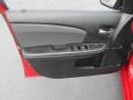 Redline 2-Coat Pearl - Avenger SXT Photo No. 11