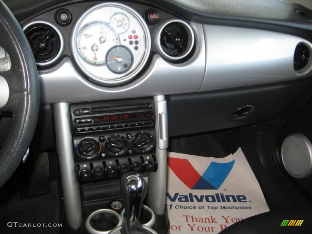 2006 Cooper Hardtop - Liquid Yellow / Black/Panther Black photo #5