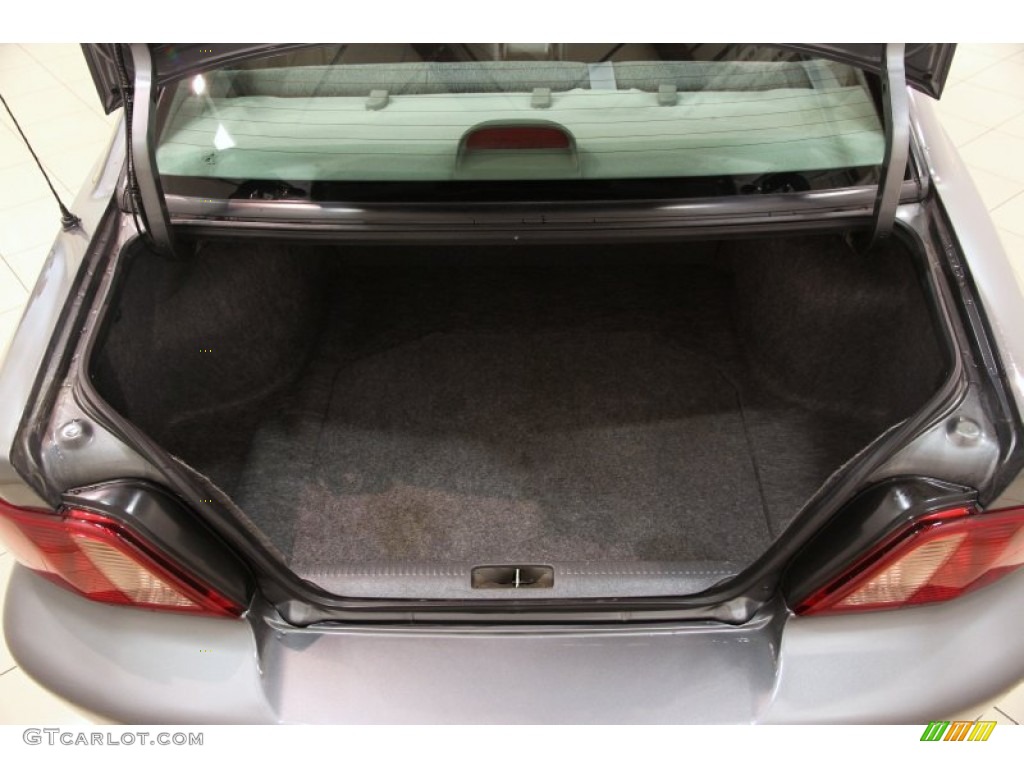 2003 Mitsubishi Galant DE Trunk Photo #86042077