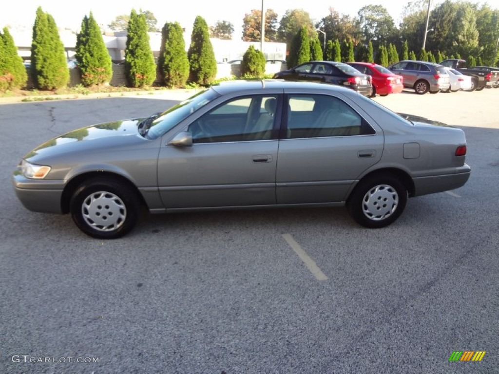 1997 Camry LE - Antique Sage Pearl / Gray photo #8