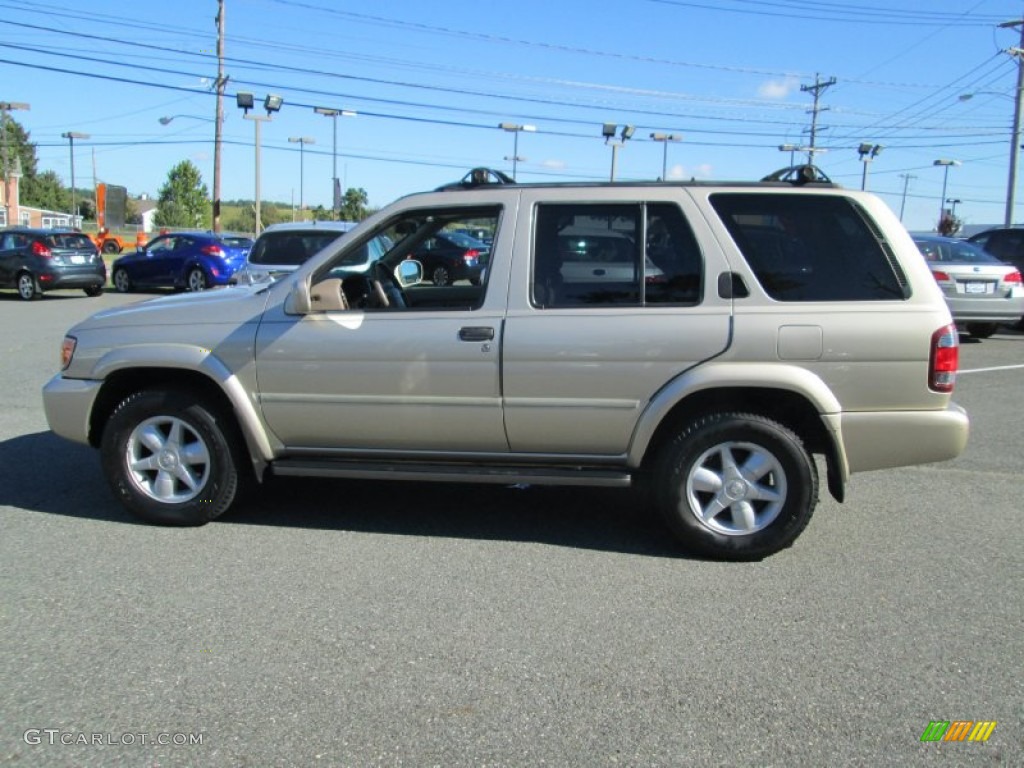 2001 Pathfinder LE 4x4 - Sahara Beige Metallic / Beige photo #9