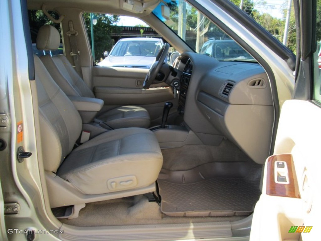 2001 Pathfinder LE 4x4 - Sahara Beige Metallic / Beige photo #17