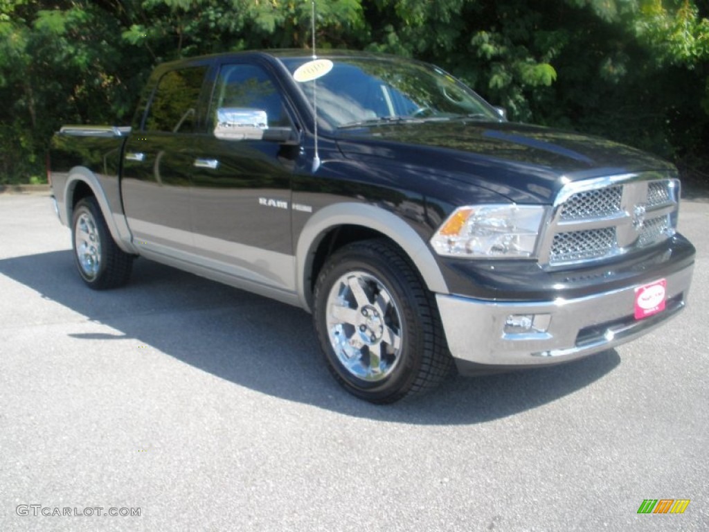 Brilliant Black Crystal Pearl Dodge Ram 1500