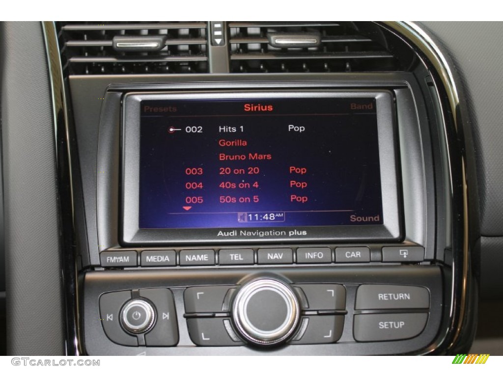 2012 Audi R8 5.2 FSI quattro Controls Photo #86049501